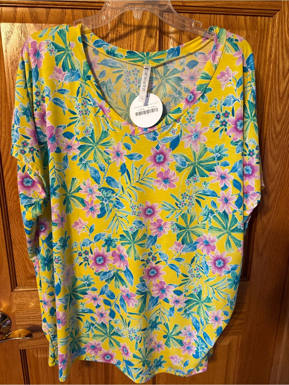 Dear Scarlett Yellow Floral V-Neck Short Sleeve Top